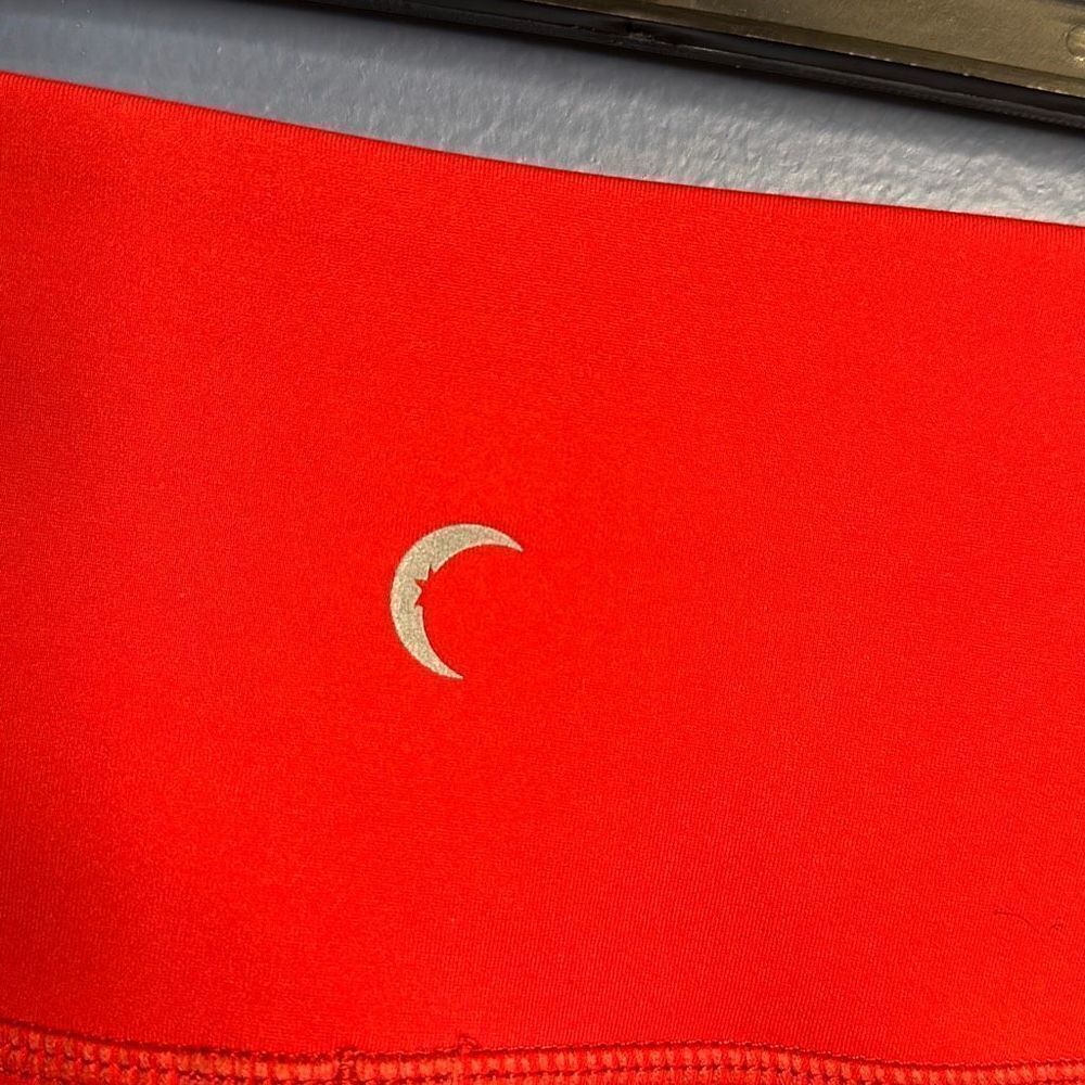 Zyia Active Light N Tight Leggings Capri Red Size 4 - Picture 5 of 6